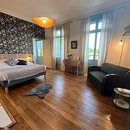 Chateau De 3*