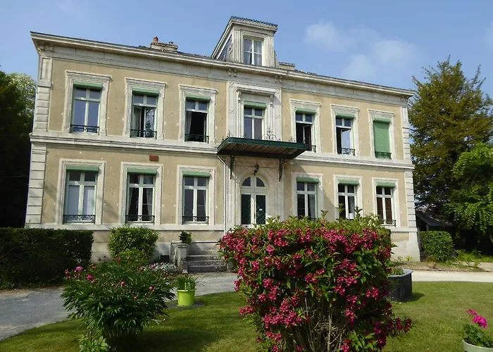 Chateau De B&B Pougy